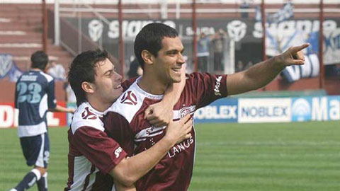 soi kèo Gimnasia với Lanus