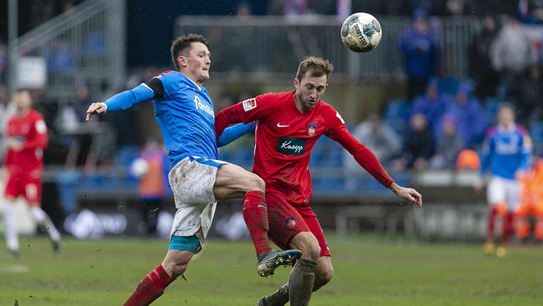 soi kèo Dusseldorf với Holstein Kiel